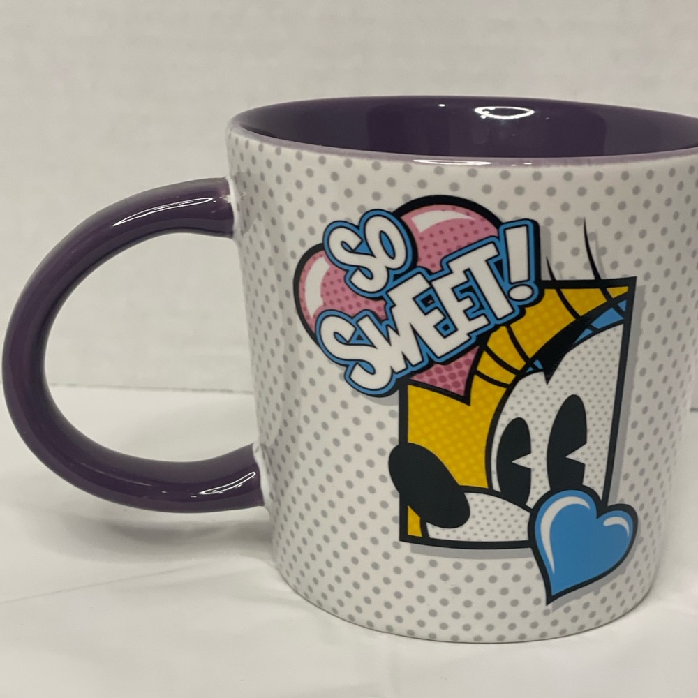 Minnie Comic Strip Mug - Picture 2 of 3